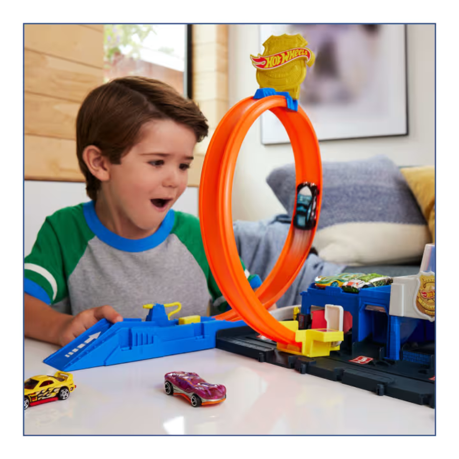 Hot Wheels JBM71 City Super Police Station Playset With 1:64 Scale, Ages 4+