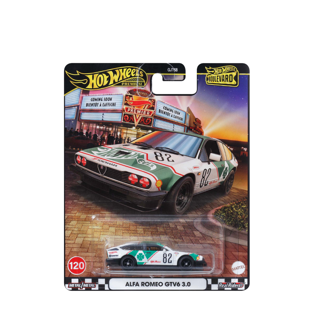 Hot Wheels GJT68 Boulevard Vehicle Assortment, Ages 3+