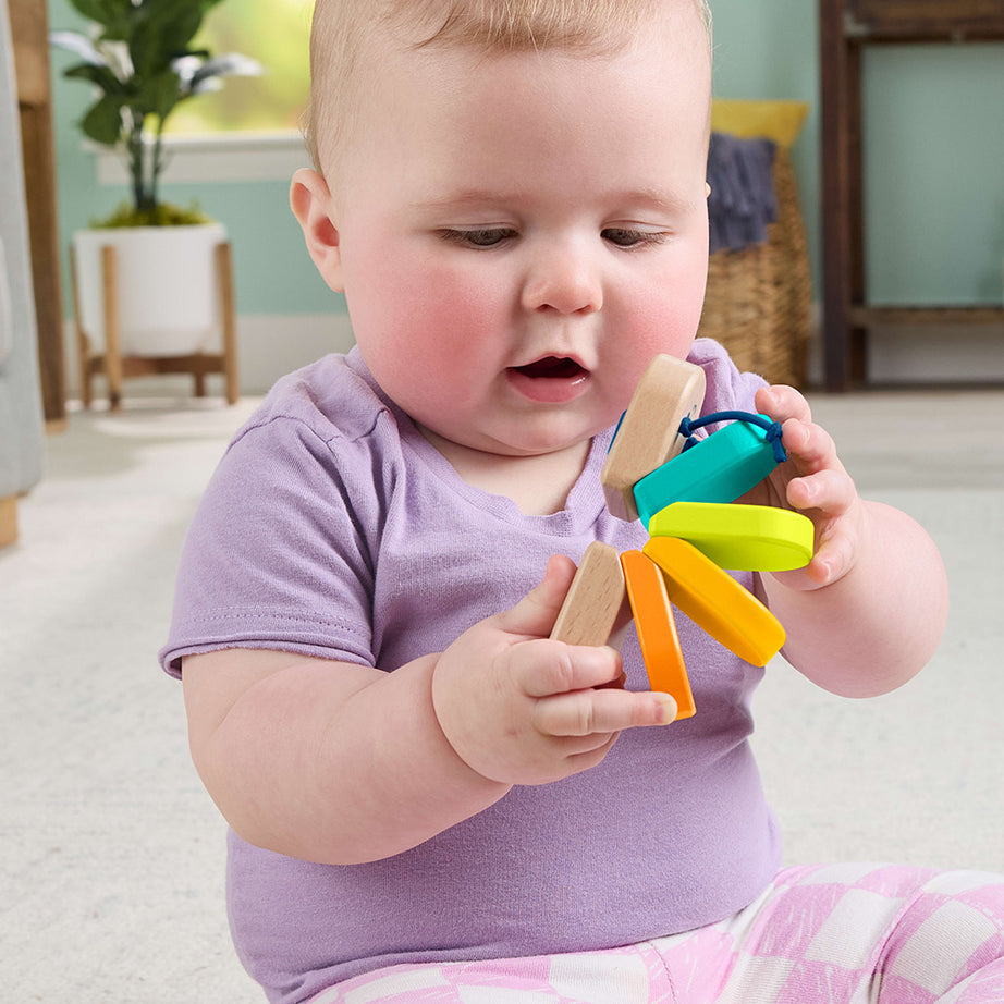 Fisher Price JCY39 Rainbow Car Rattle, Ages 6m+