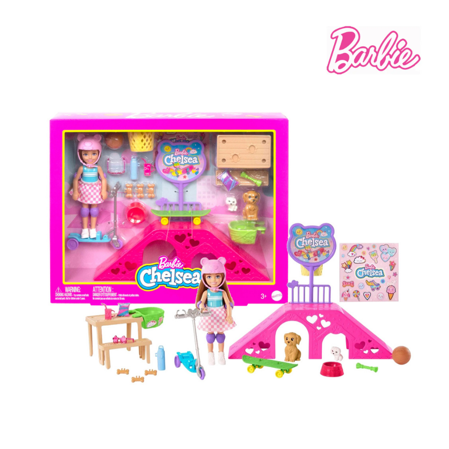 Barbie HJY35 Chelsea Doll & Skate Park Playset